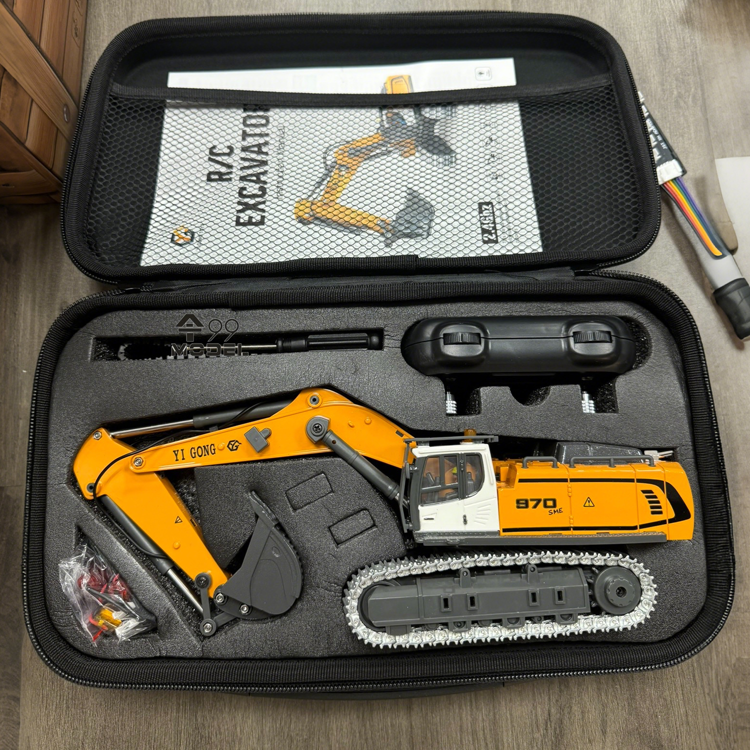 970 RC Mini Excavator 1/50 Sca - огляд і ціна Model Kit Excavator