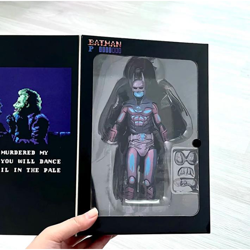 Neca Batman Figure Mafex Super - огляд і ціна Model Kit Harley Quinn