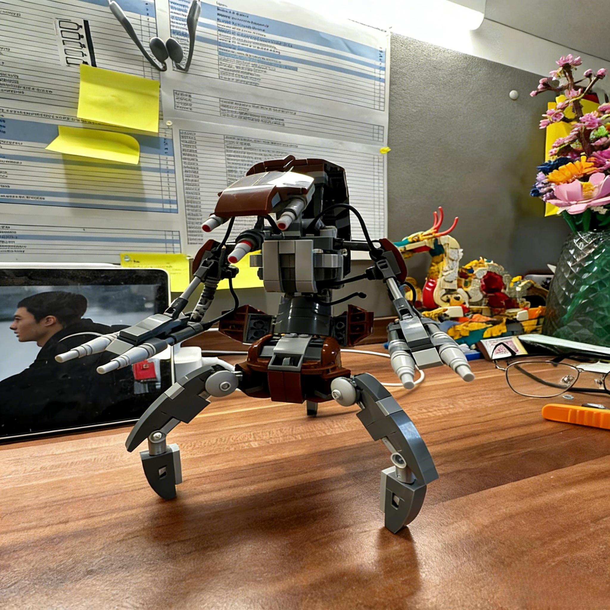 Robot Model Building Blocks 75 - огляд і ціна Model Kit Lego