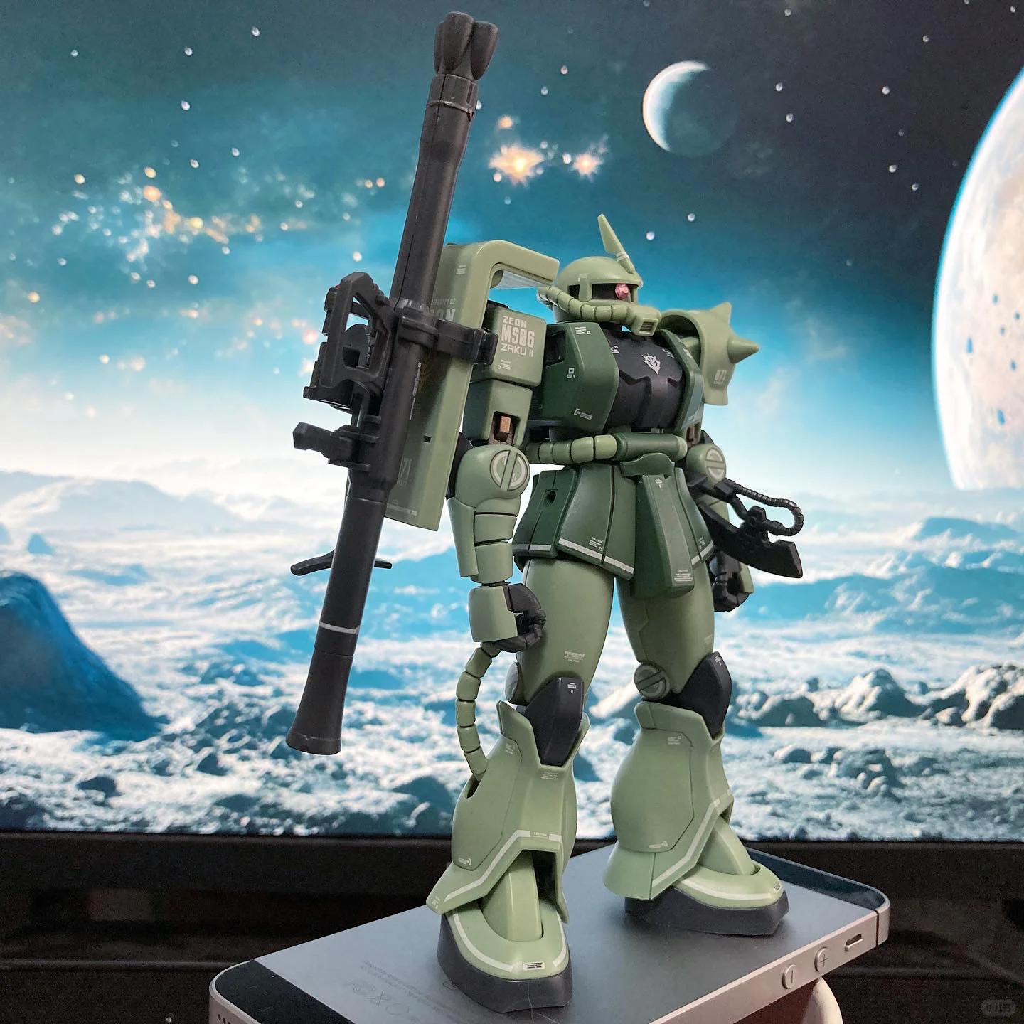 Hg 1/144 Gto Ms-06c-6/R6 Zaku  - огляд і ціна Model Kit Zaku