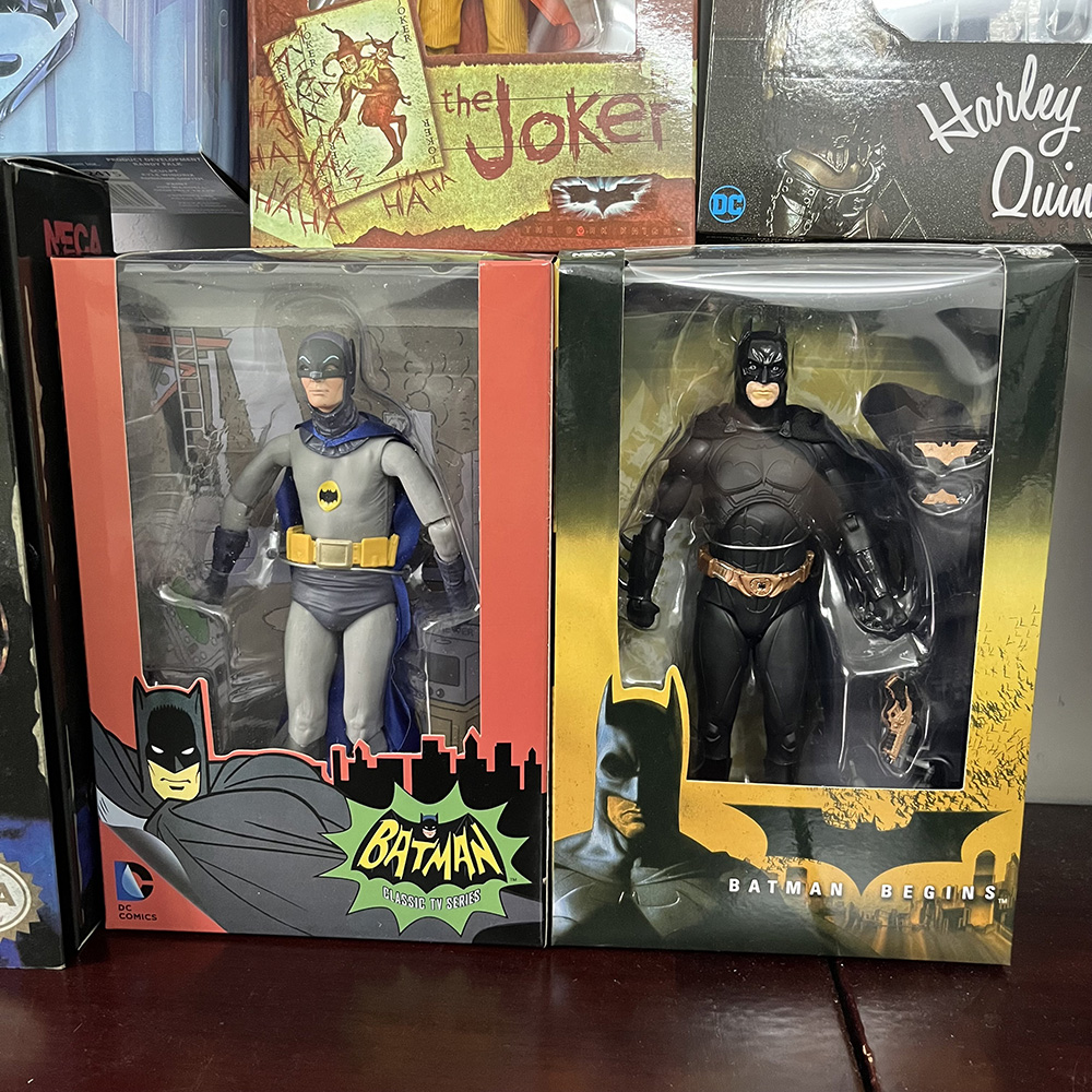 Neca Batman Joker Figure Mafex - огляд і ціна Model Kit Harley Quinn