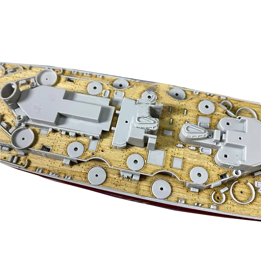 1/700 Scale Wooden Deck & Anch - огляд і ціна Model Kit U Boat