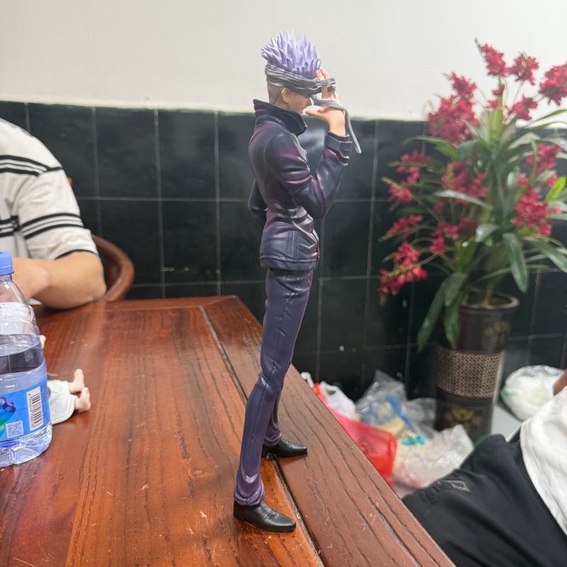 Jujutsu Kaisen Satoru Gojo GK  - огляд і ціна Model Kit Jujutsu Kaisen