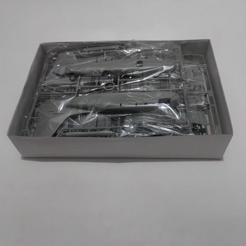Kinetic Assemble Model K48118  - огляд і ціна Model Kit Tamiya